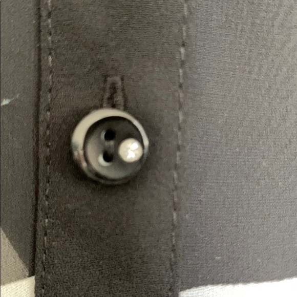 Top - Picture 4 of 6